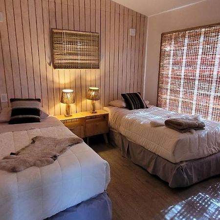 Cabana En Laguna Azul Patagonia Bagual Villa Torres del Paine National Park Eksteriør bilde