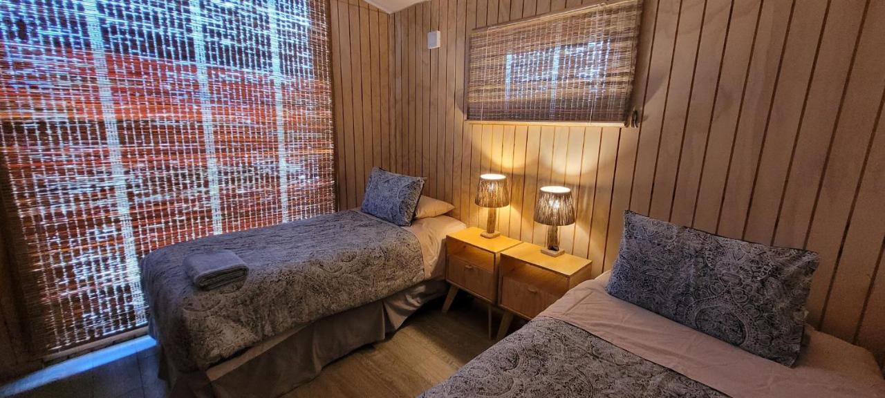 Cabana En Laguna Azul Patagonia Bagual Villa Torres del Paine National Park Eksteriør bilde