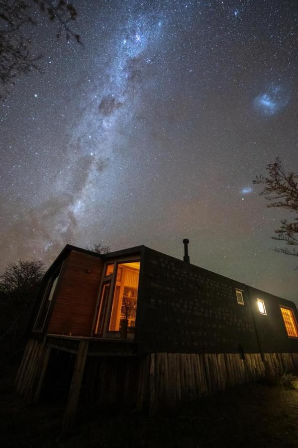 Cabana En Laguna Azul Patagonia Bagual Villa Torres del Paine National Park Eksteriør bilde